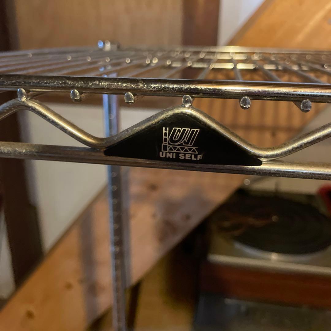 引き取り限定　頑丈パイプ棚　スチールラック　メタルラック 4段 シルバー