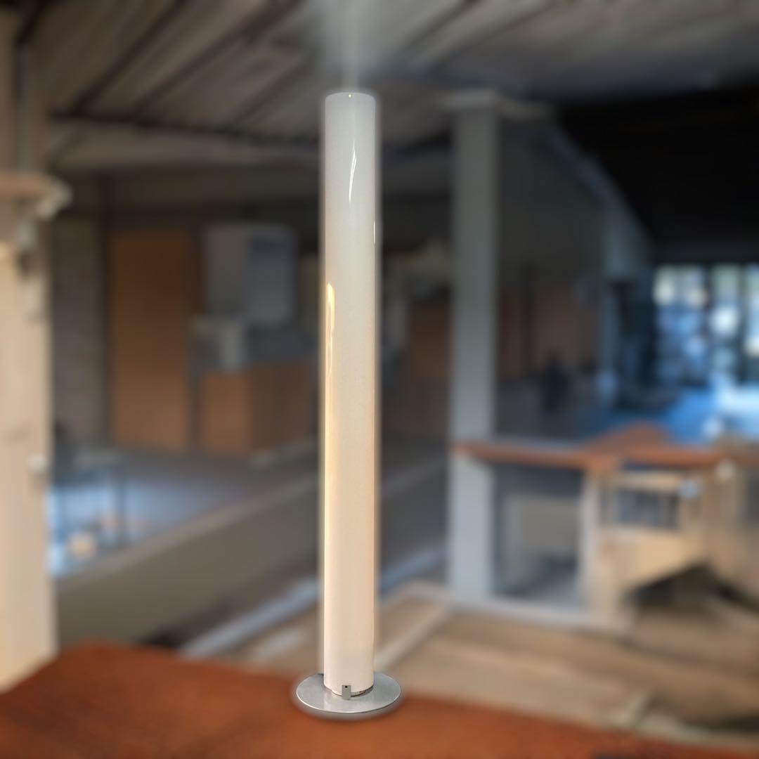 FLOS フロス STYLOS スチロス フロアスタンド フロアランプ 照明