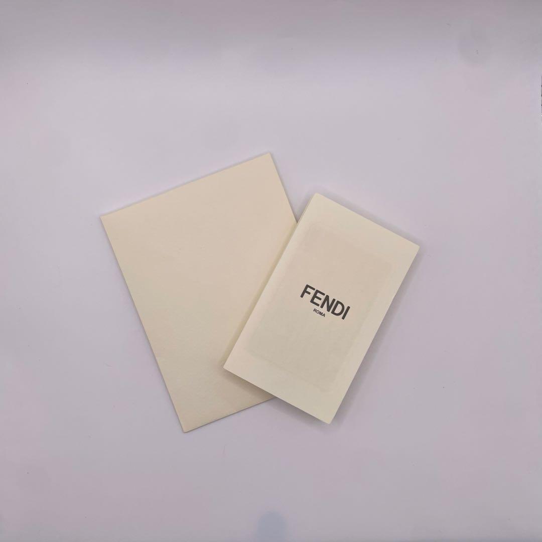 レア FENDI カールラガーフェルド チャーム キーホルダー　フェンディ　箱付