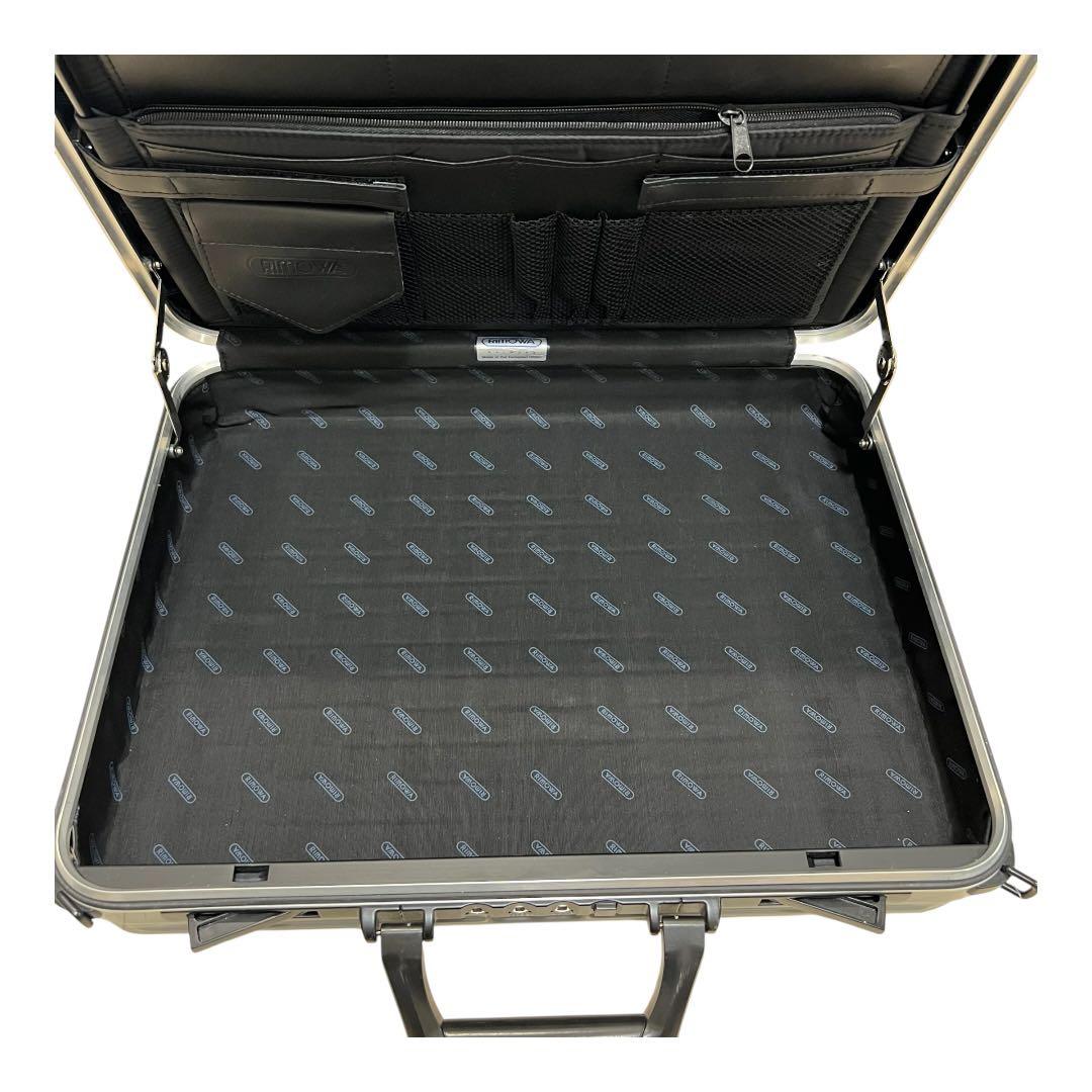 RIMOWA リモワ　アタッシュケース