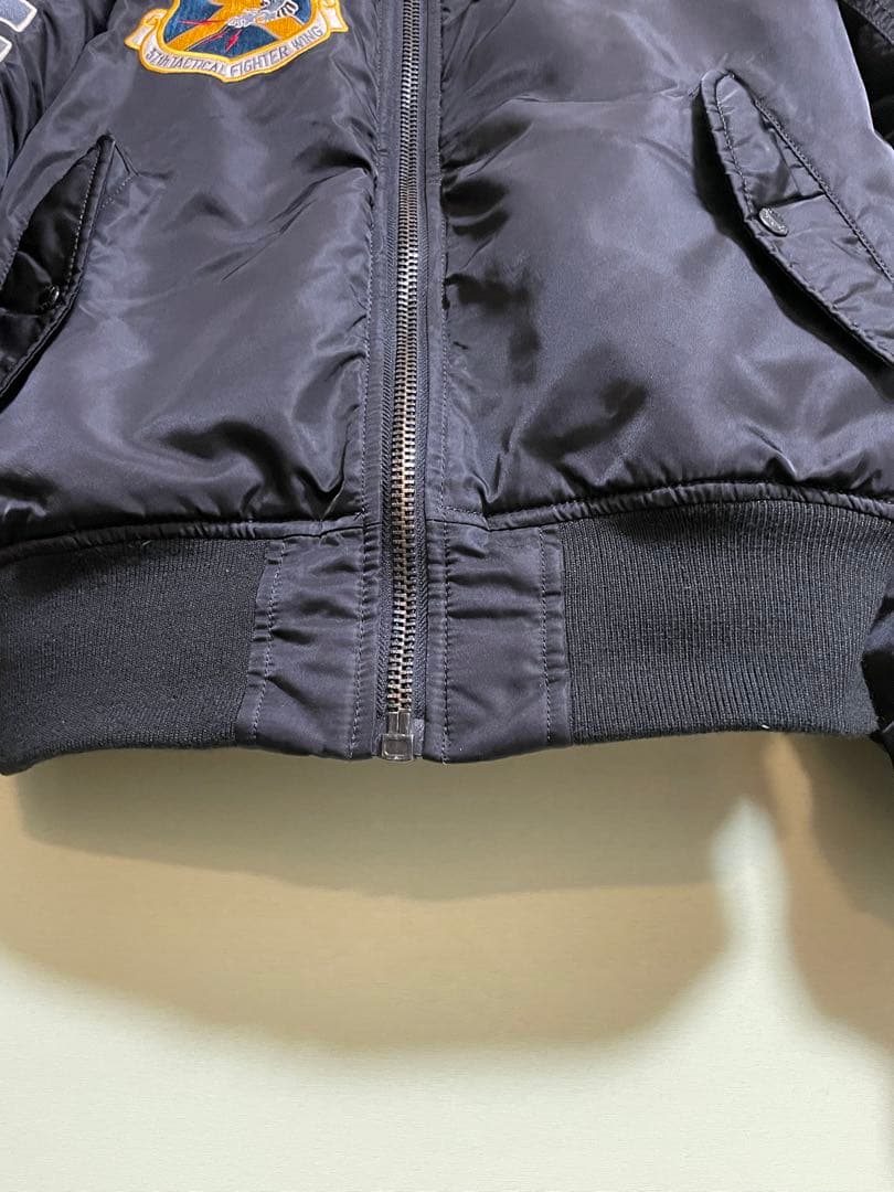 AVIREX MA-1 フライトジャケット 刺繍 ベトナム戦争