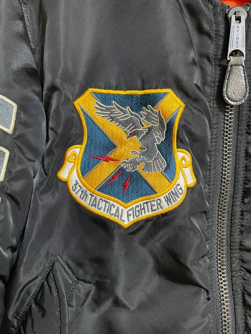 AVIREX MA-1 フライトジャケット 刺繍 ベトナム戦争
