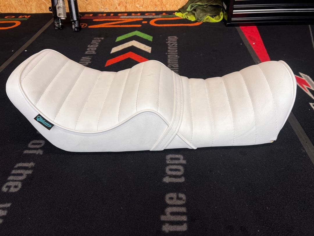 gsx250e gsx400eザリゴキ タックロール大川シート最初値下げしました