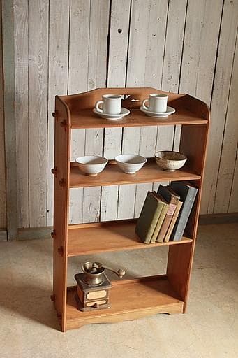古い小ぶりな木製の収納棚　4段　本棚　食器棚　オープンラック　古家具　古道具