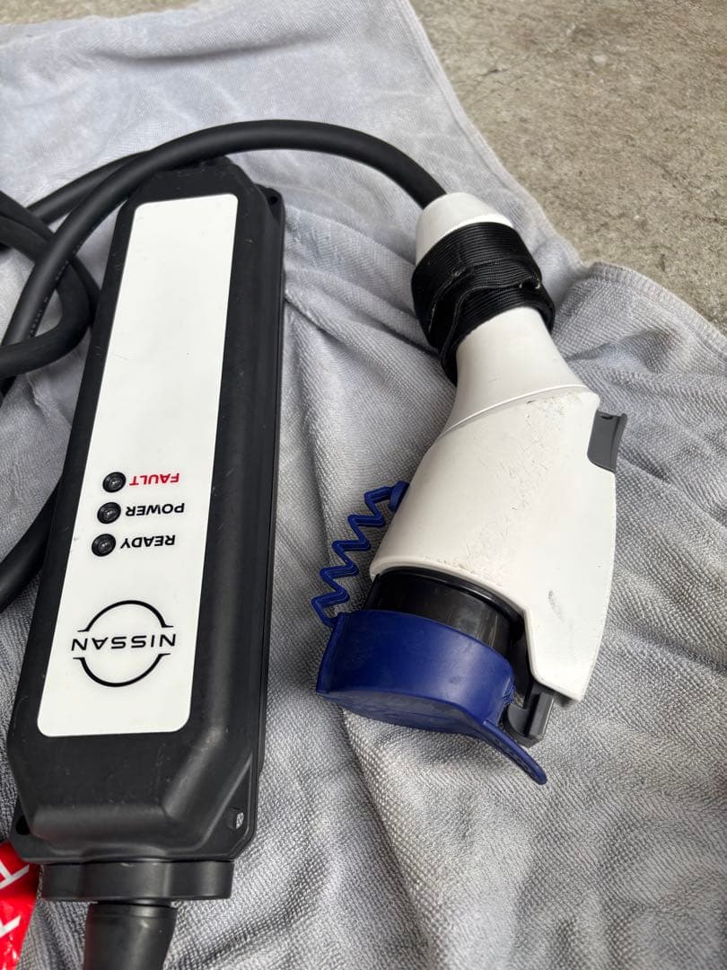 Nissan EV充電ケーブル 2023年