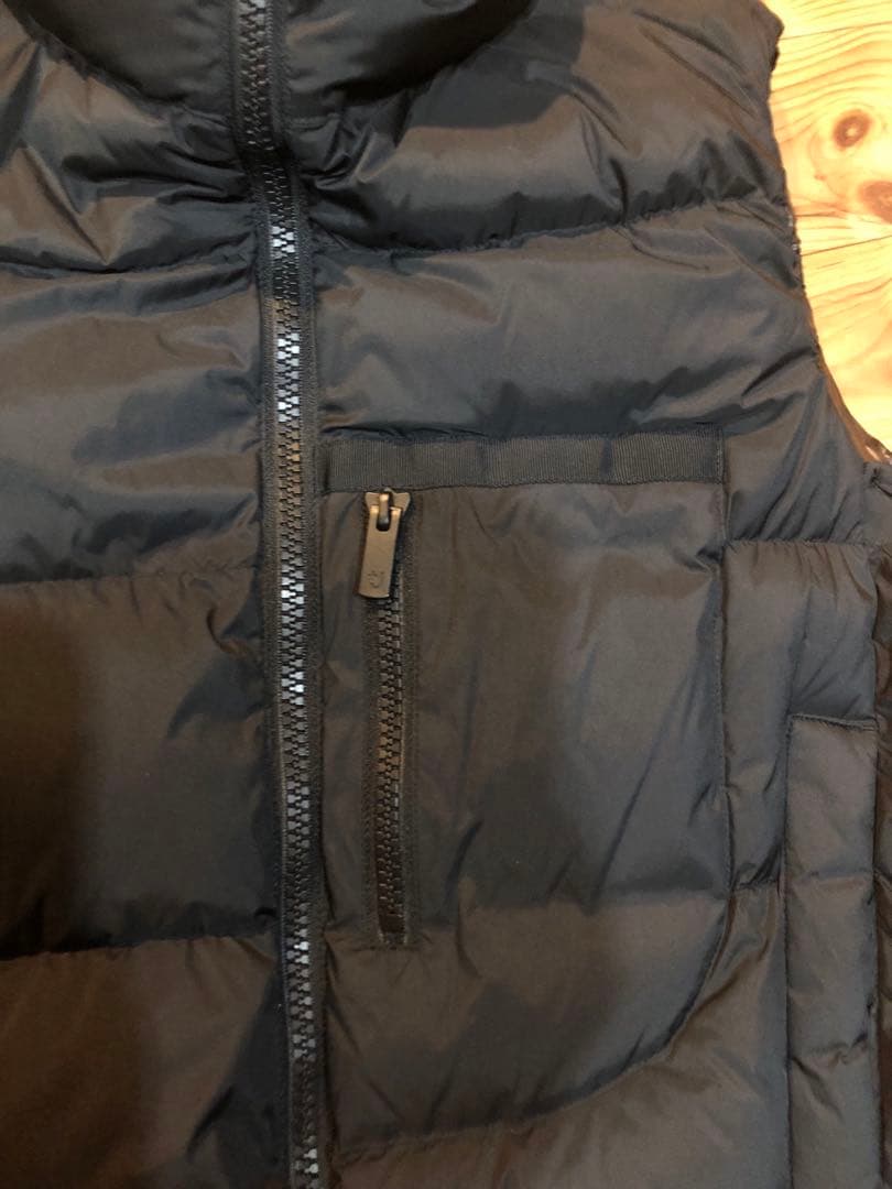 ユニクロ　＋J ダウンボリュームベスト ブラック　L ジルサンダーコラボ