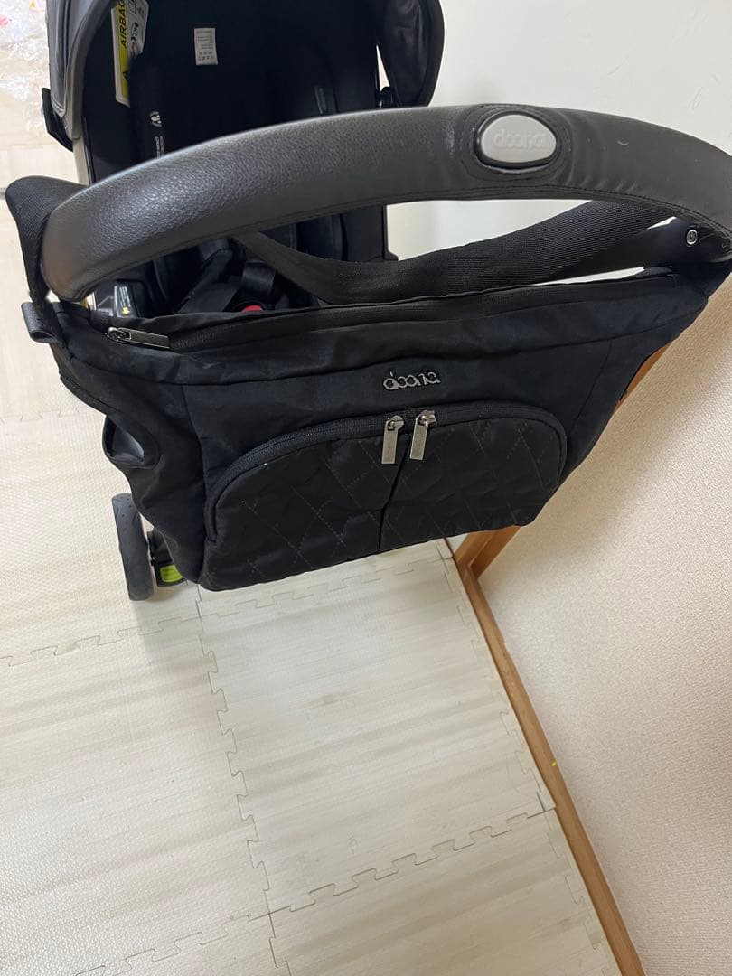 doona ミッドナイト [リミテッドエディション] & ISOFIXベース