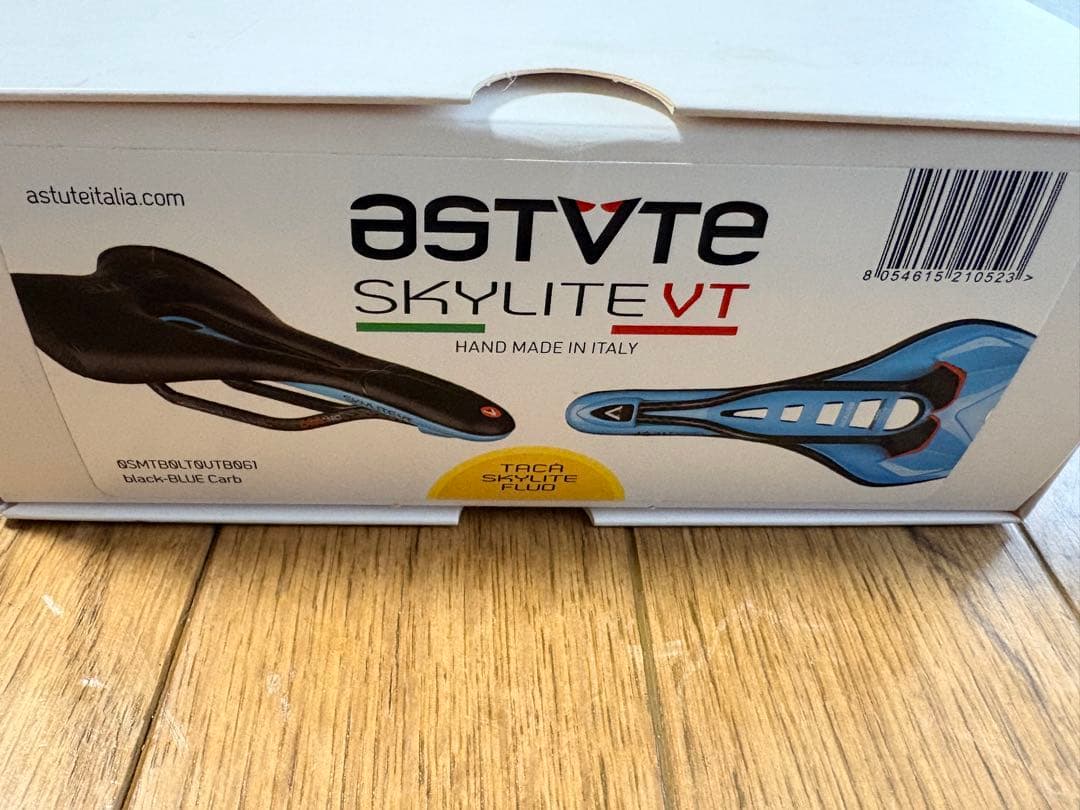 ASTVTE アスチュート　サドル　SKYLITE VTサドル カーボンレール