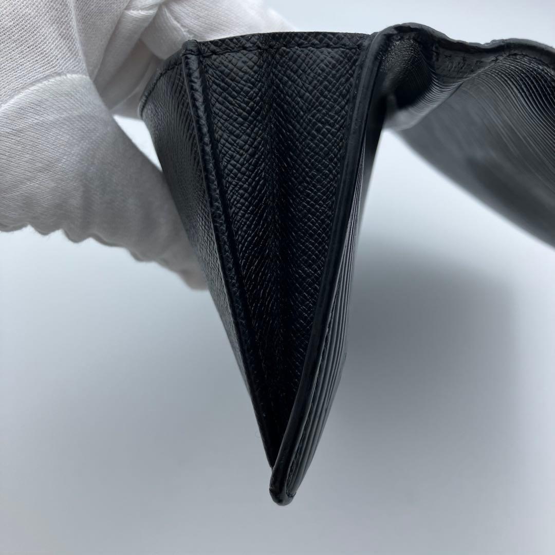 ルイヴィトン エピ ポルトフォイユ ブラザ 黒 M60622 長財布