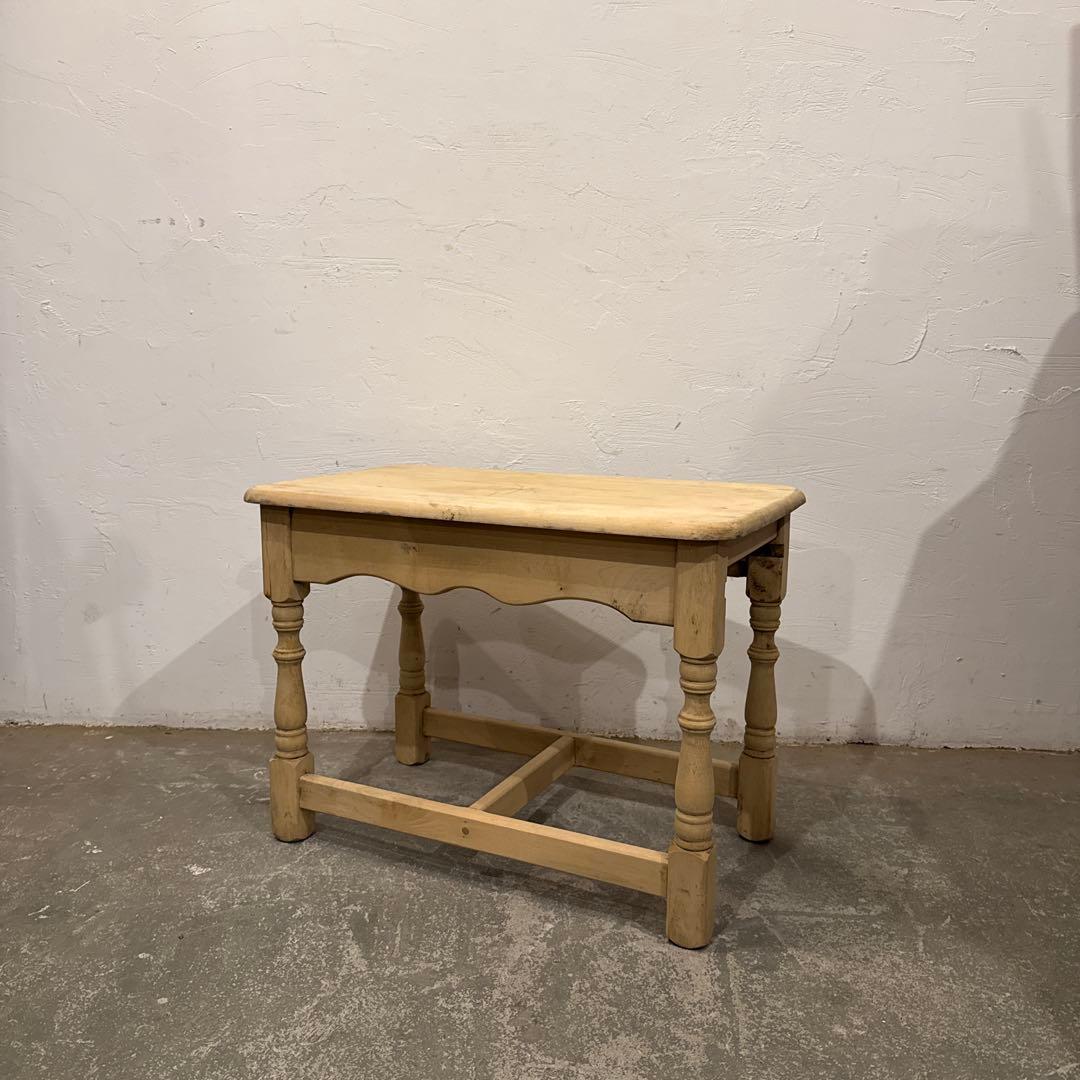 年末年始saleヴィンテージ　木製サイドテーブル　剥離