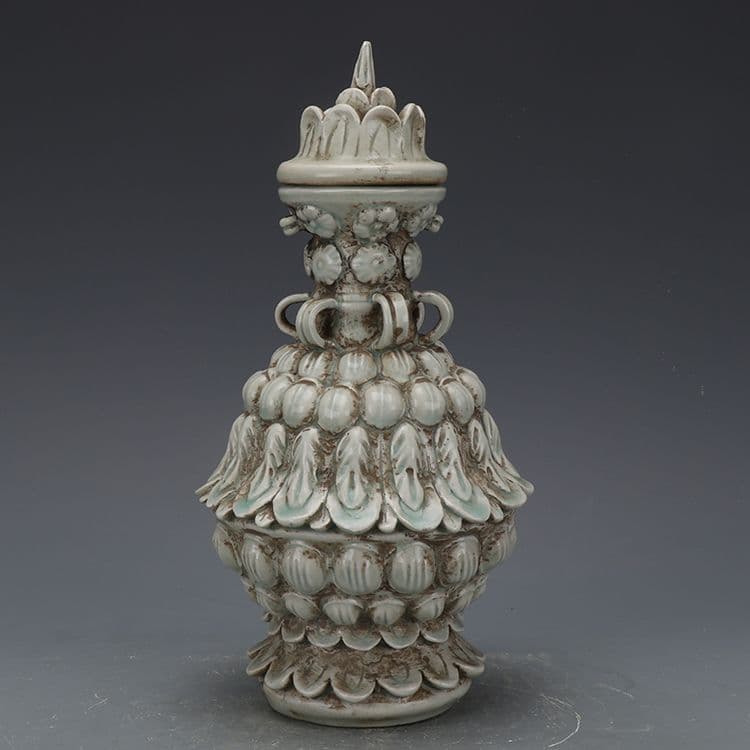 宋代の湖田窯影青蓮花尊  陶磁器 装飾品 現代工芸品美術品 置物