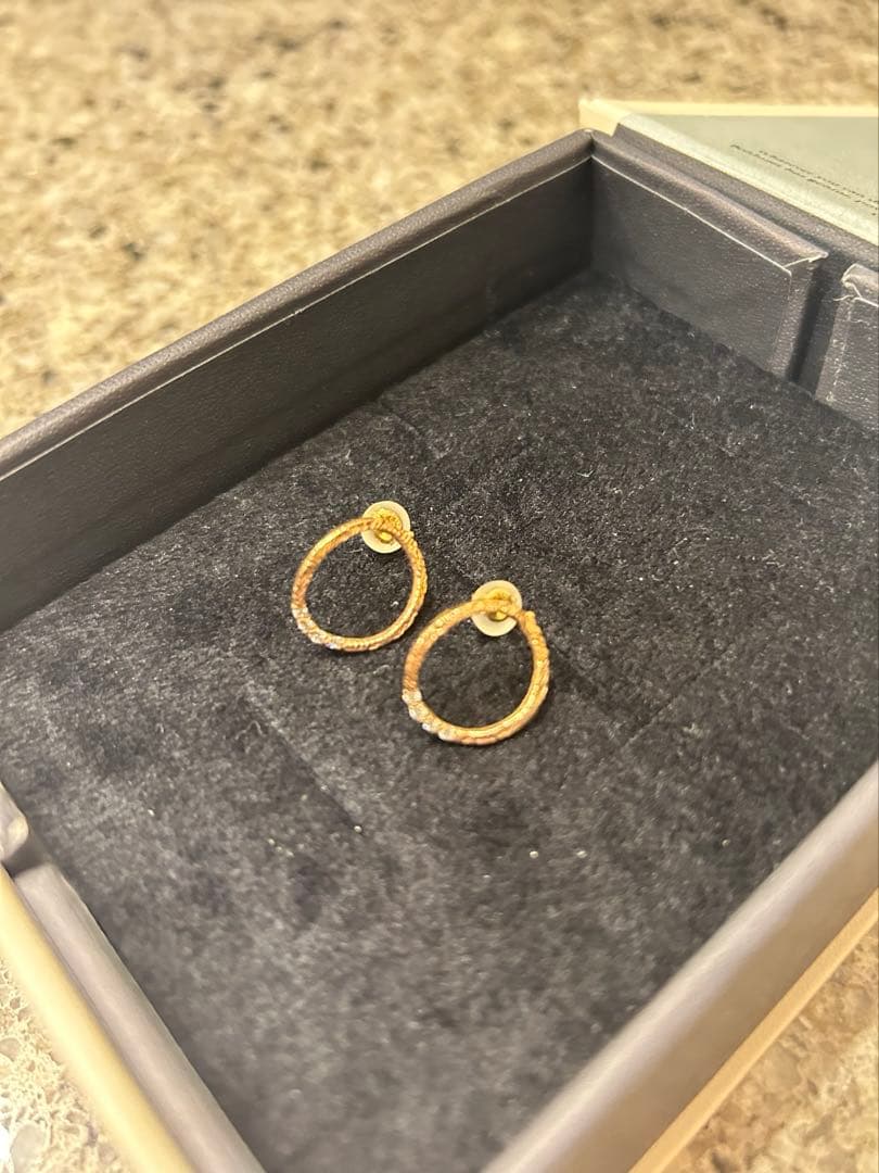 珍獣　　KAORU ラウンド4ダイヤモンドピアス/K10ピンクゴールド