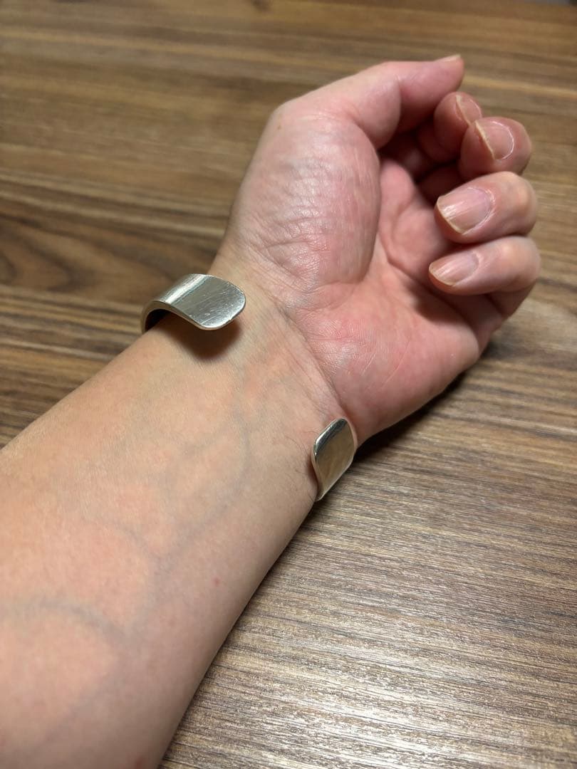 ブルースモーガン　ダブルスタンプワーク バングル