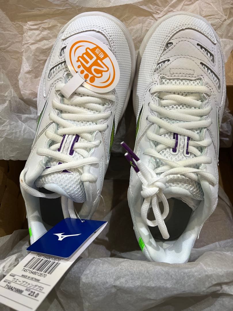 セール中❤️ミズノ バドミントンシューズ ウエーブファング PRO 23.0センチ