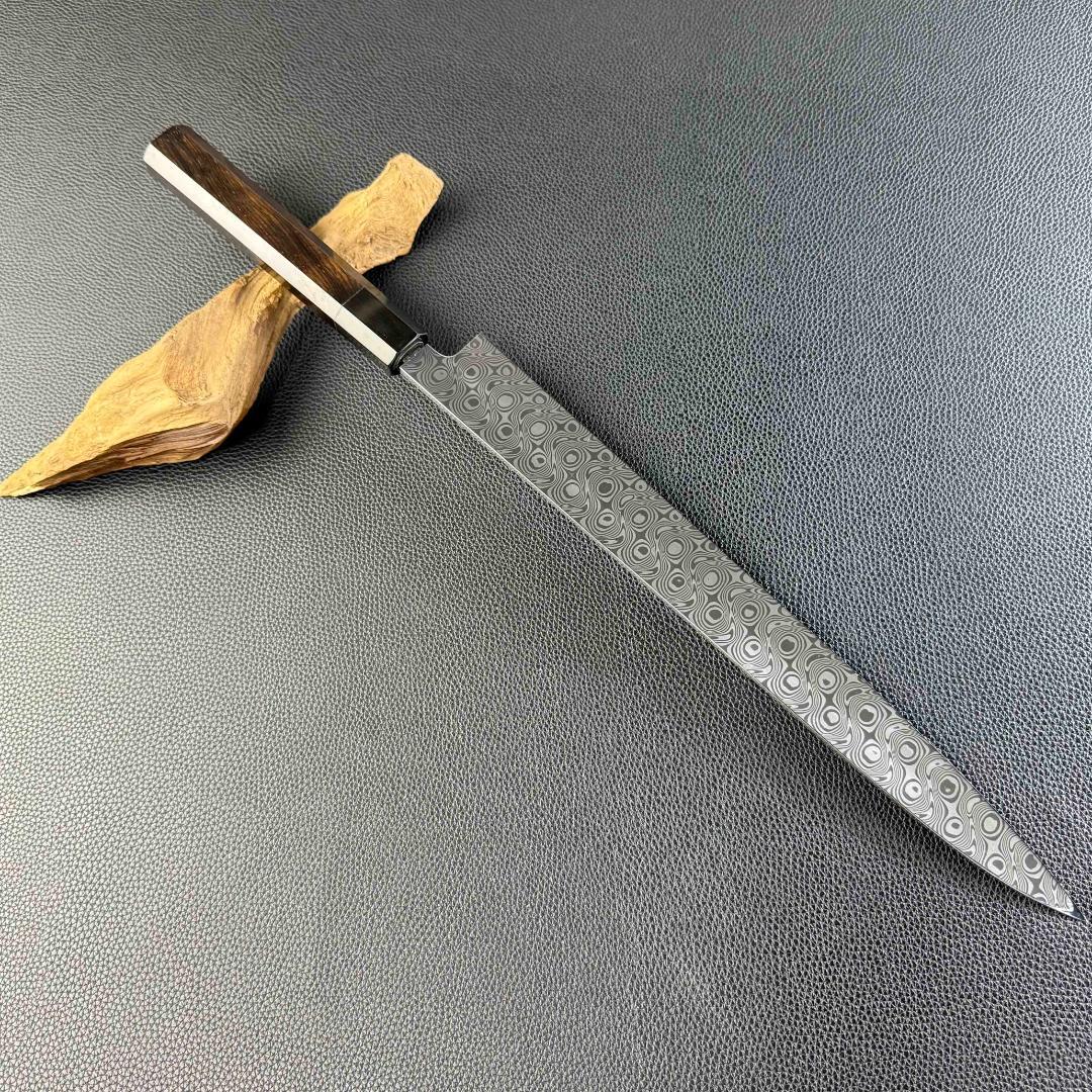 9493 新品 ダマスカス 柳刃包丁 尺 風紋の刃 105層 黒檀黒水牛角八角柄