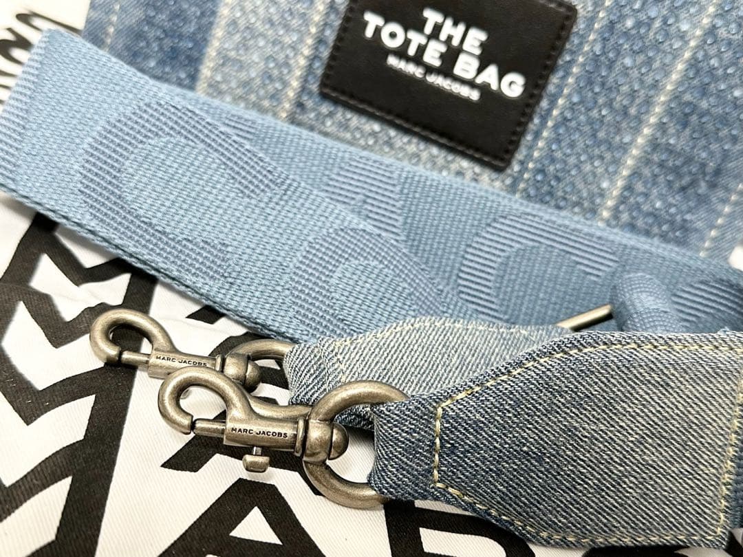 新品■マークジェイコブス ザ クリスタルデニムスモールトートバッグ ライトブルー