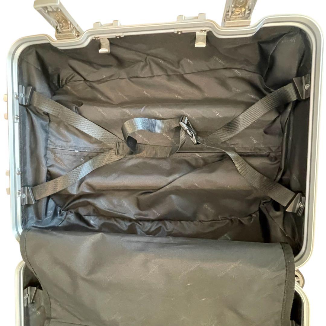 メルセデスベンツ　オリジナル アルミスーツケース　シルバー　32L　4輪