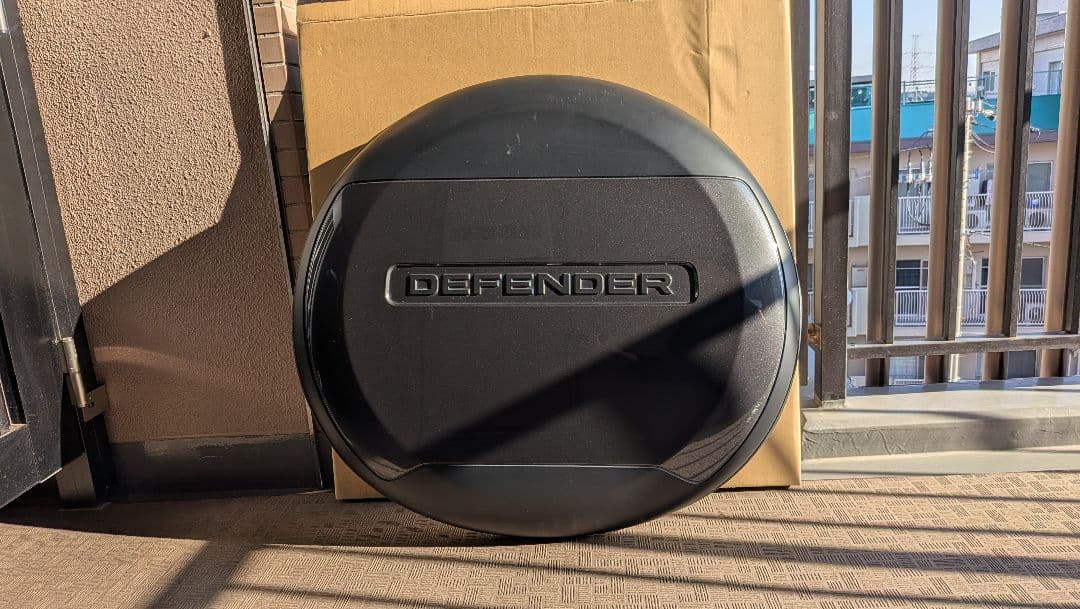ランドローバー　ディフェンダー（DEFENDER） タイヤカバー