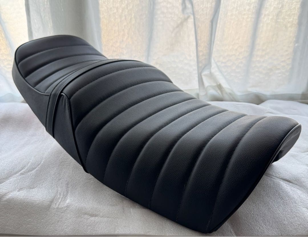 即日発送　限定価格　cb400sf タックロールシート nc39 nc42