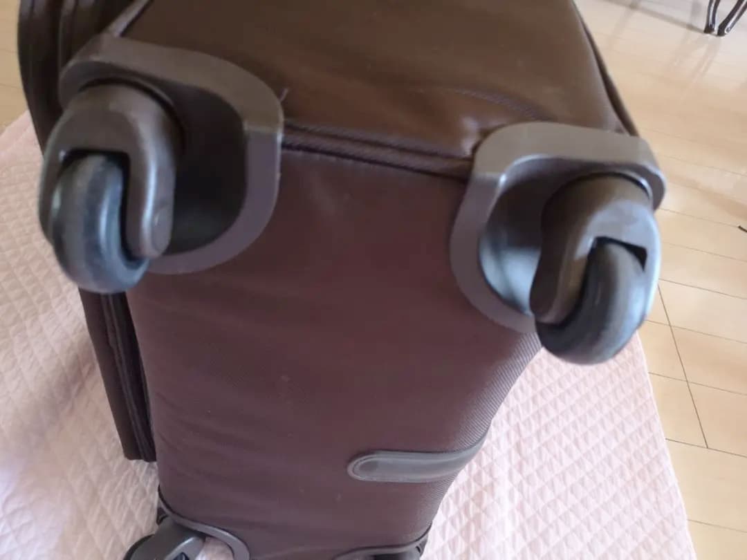 39 サムソナイト　スーツケース