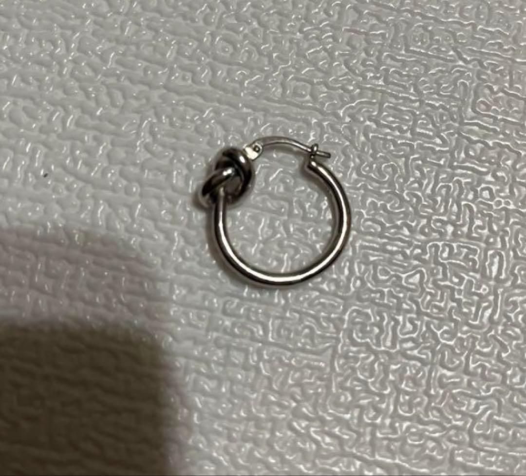 セリーヌ ピアス 片耳