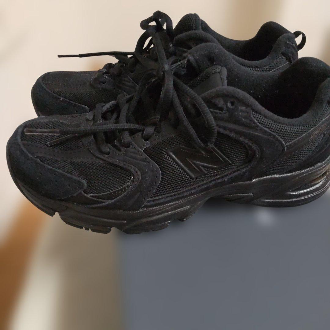 nmamaさま専用New Balance ブラックスニーカー