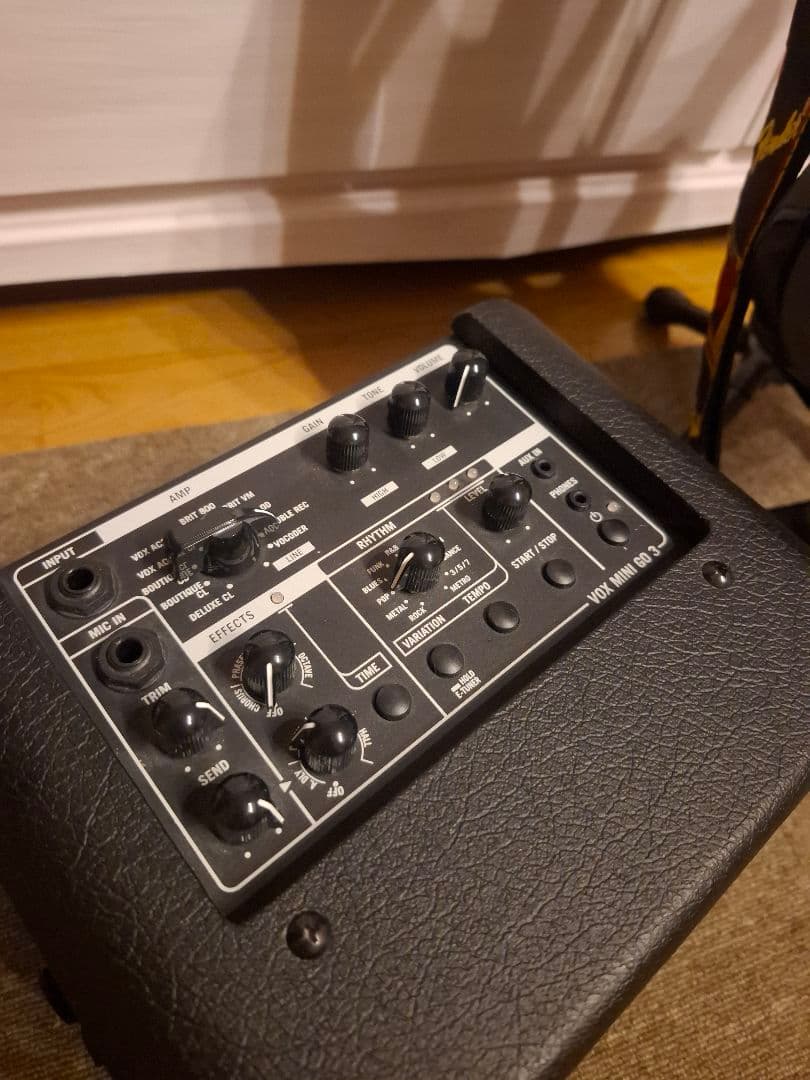 即演奏可能！ エレキギターセット ケース VOXアンプ