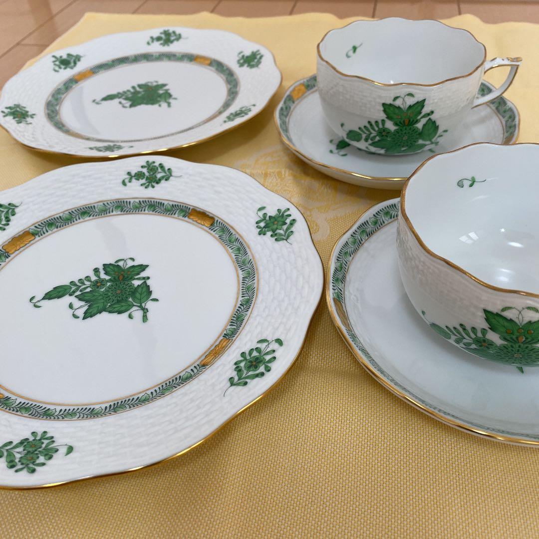 ヘレンド　アボニーグリーンカップ&ソーサー　プレート19cm