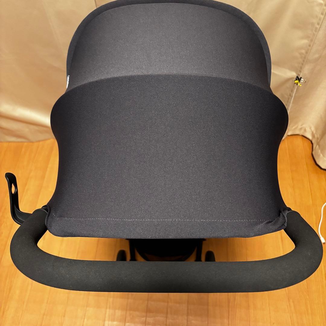 【美品】旅行・お出かけに最適 gb FLAM 軽量ベビーカー ブラック