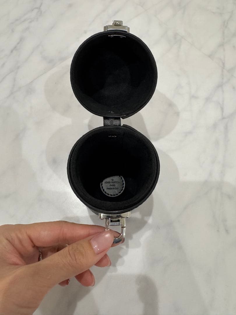 ルイヴィトン トラベルケース