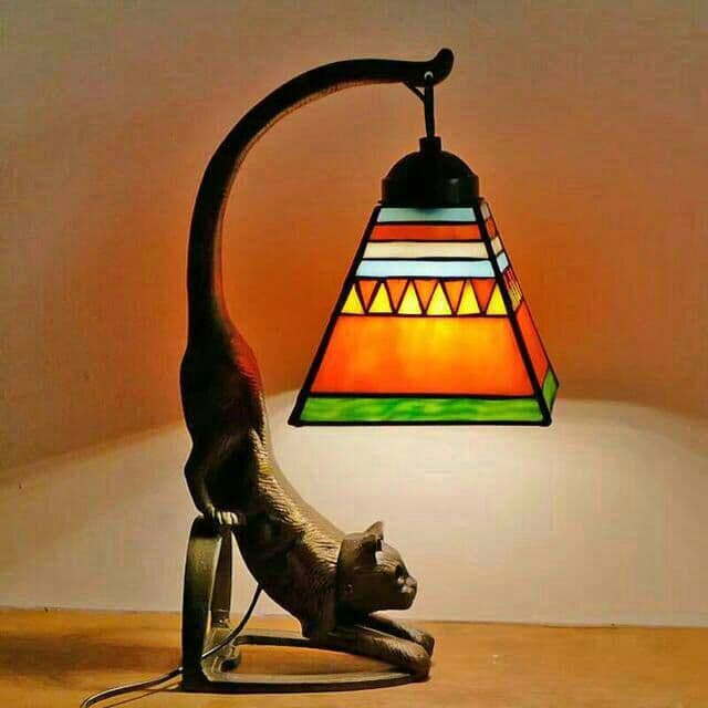 【新品】ステンドグラスランプ 卓上スタンド ．豪華テーブルランプ 卓上照明