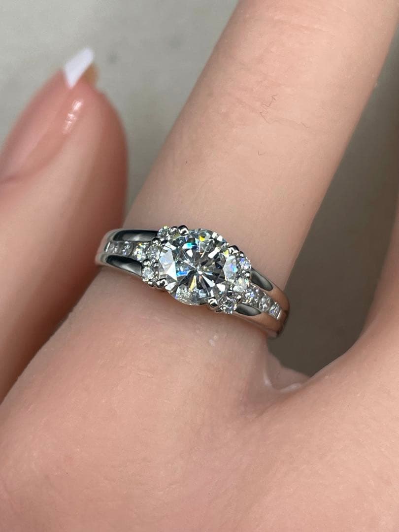 専用JA151★高級 ダイヤモンド1.361ct プラチナ リング ソ付