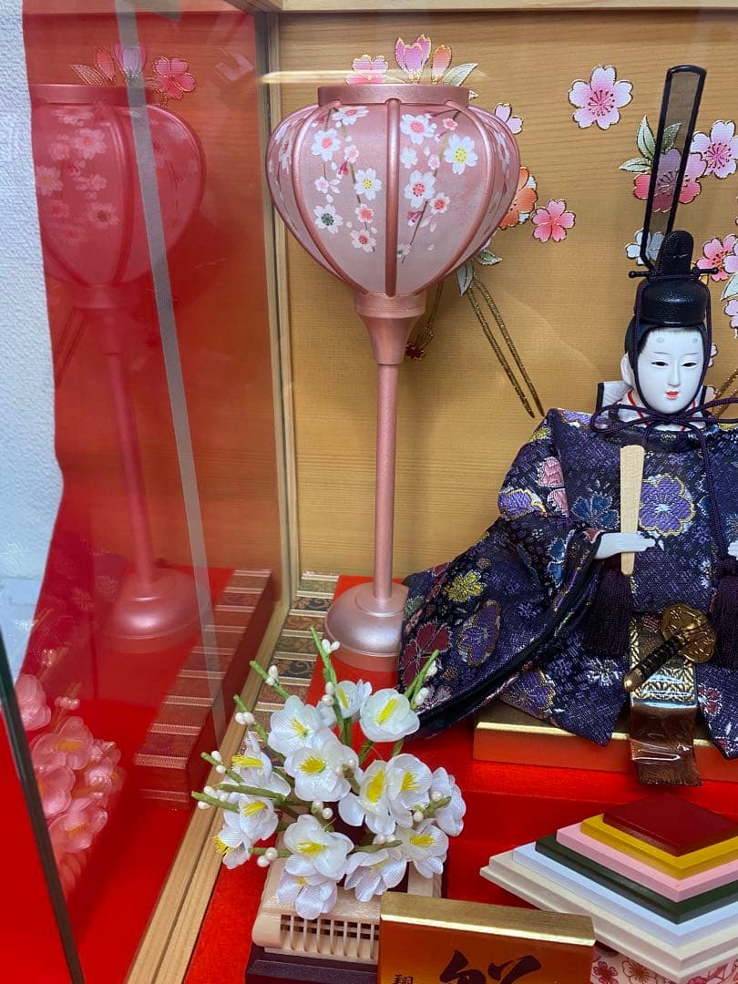翔玉監修　雛人形親王飾りガラスケース入り・間口約５５×奥行約２８×高さ約４１㎝