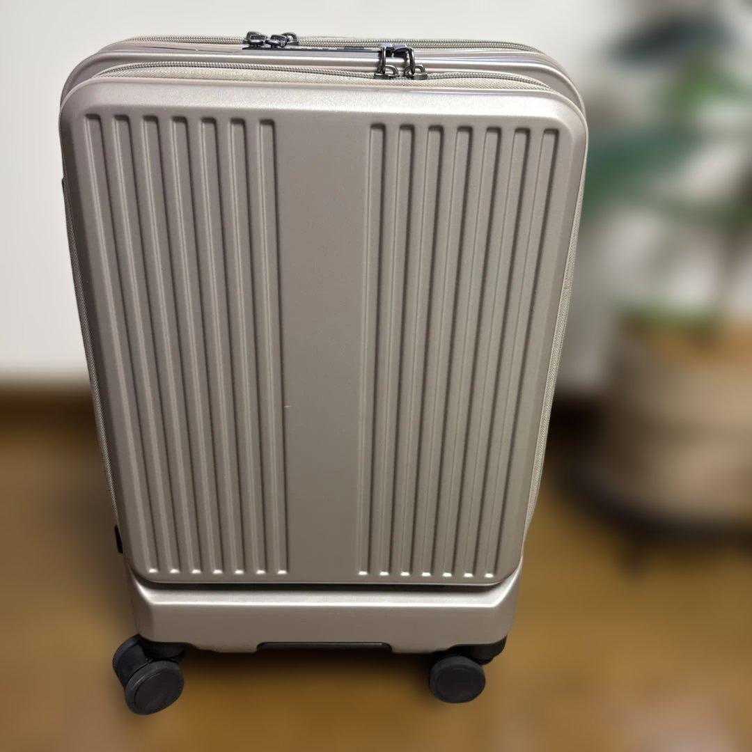 ANAオリジナルフロントオープンキャリー機内持ち込みサイズ（40L） グレージュ