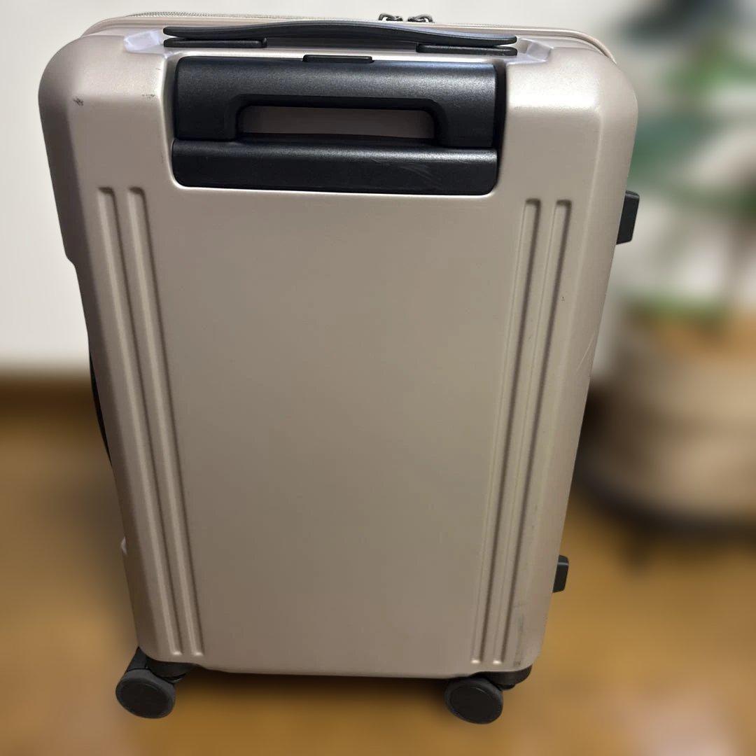 ANAオリジナルフロントオープンキャリー機内持ち込みサイズ（40L） グレージュ