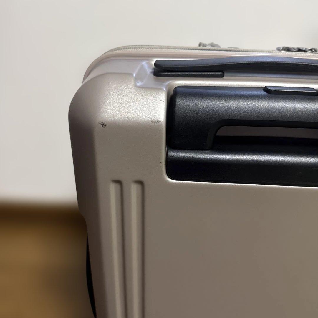 ANAオリジナルフロントオープンキャリー機内持ち込みサイズ（40L） グレージュ