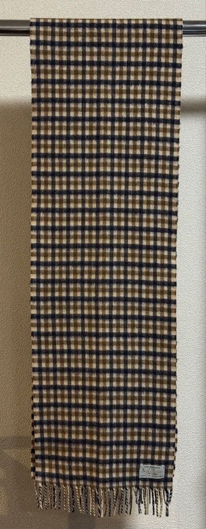 【アクアスキュータム】マフラー【カシミヤ】