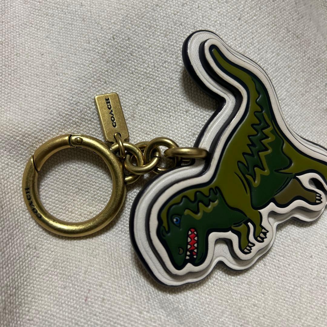 coachレキシーチャーム