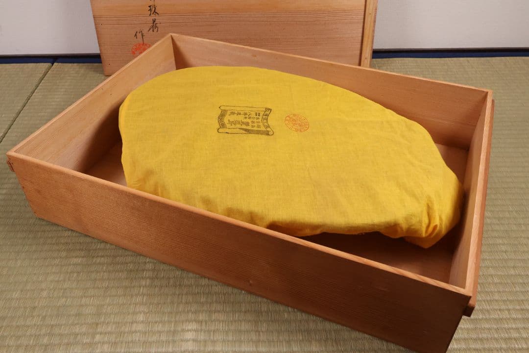 輪島塗 涛華堂 八井珠蔵 小判形 卓 螺鈿 貝梨地 木製 花台【MA804】