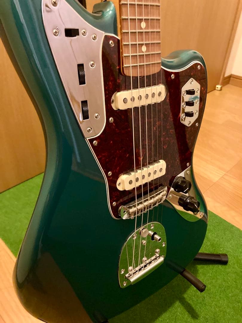 ギター Fender Vintera60s Jaguar Ocean Turquoise