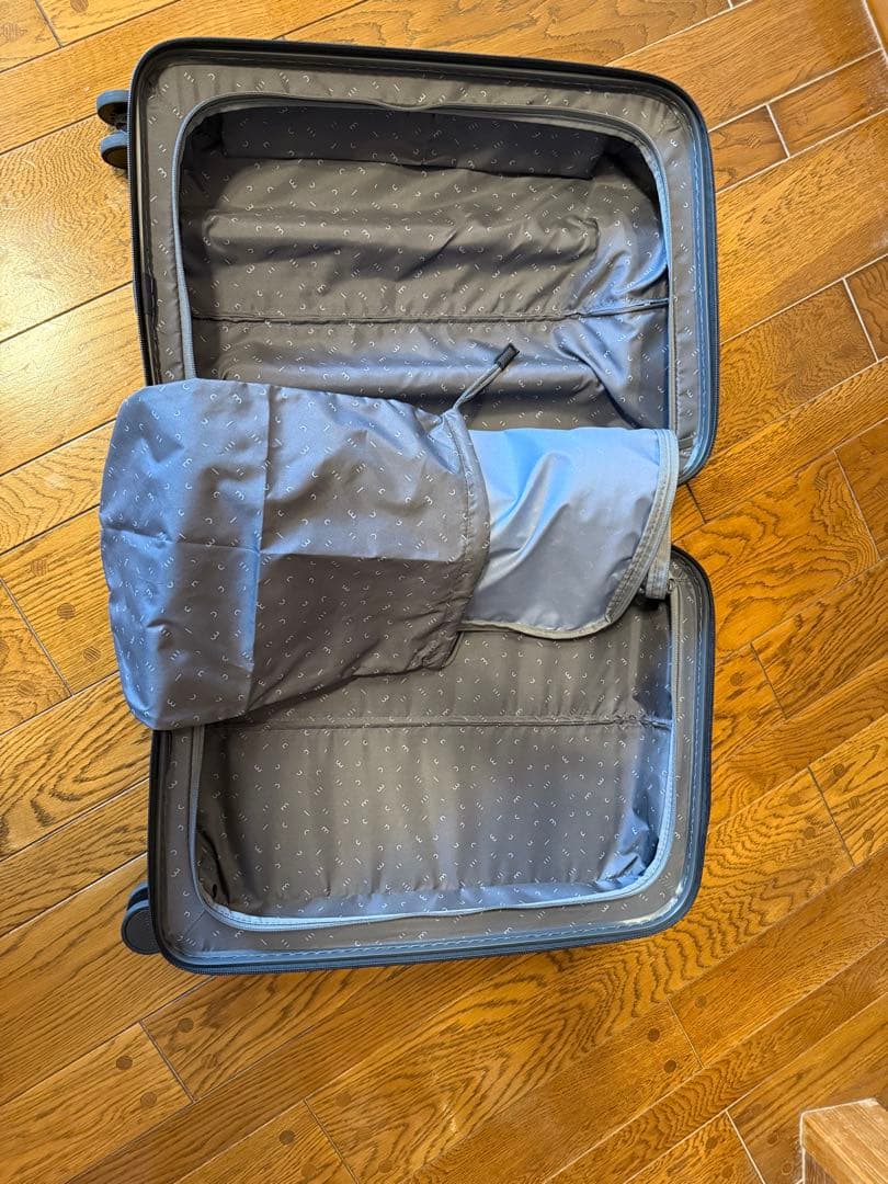 美品moln鞄のようなスーツケース34L