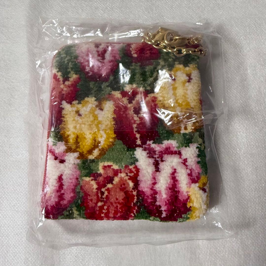 新品！FEILER × コスメキッチン スクエアポーチ チューリップラビット