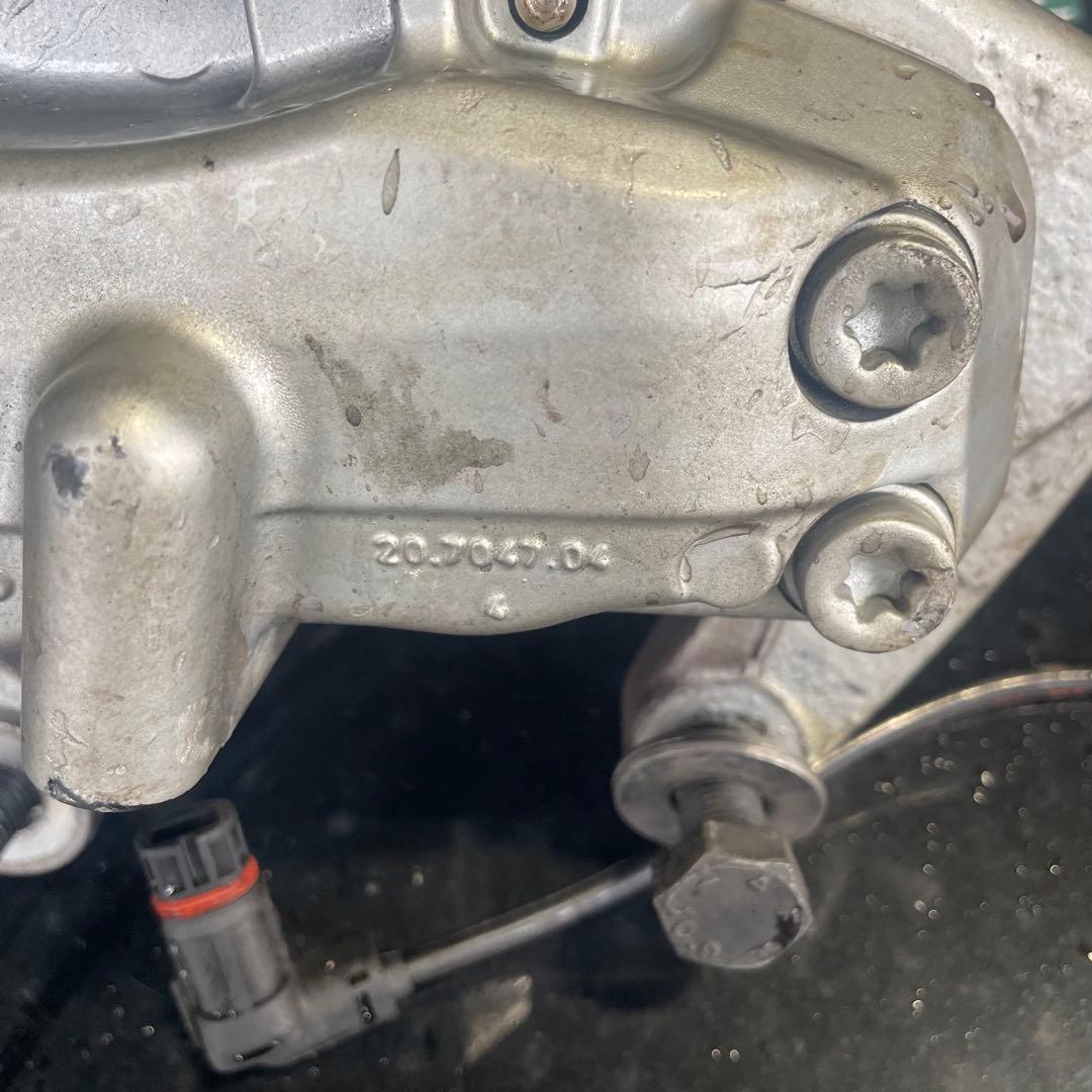 AMG用ブレンボ製ブレーキパッド4枚セット