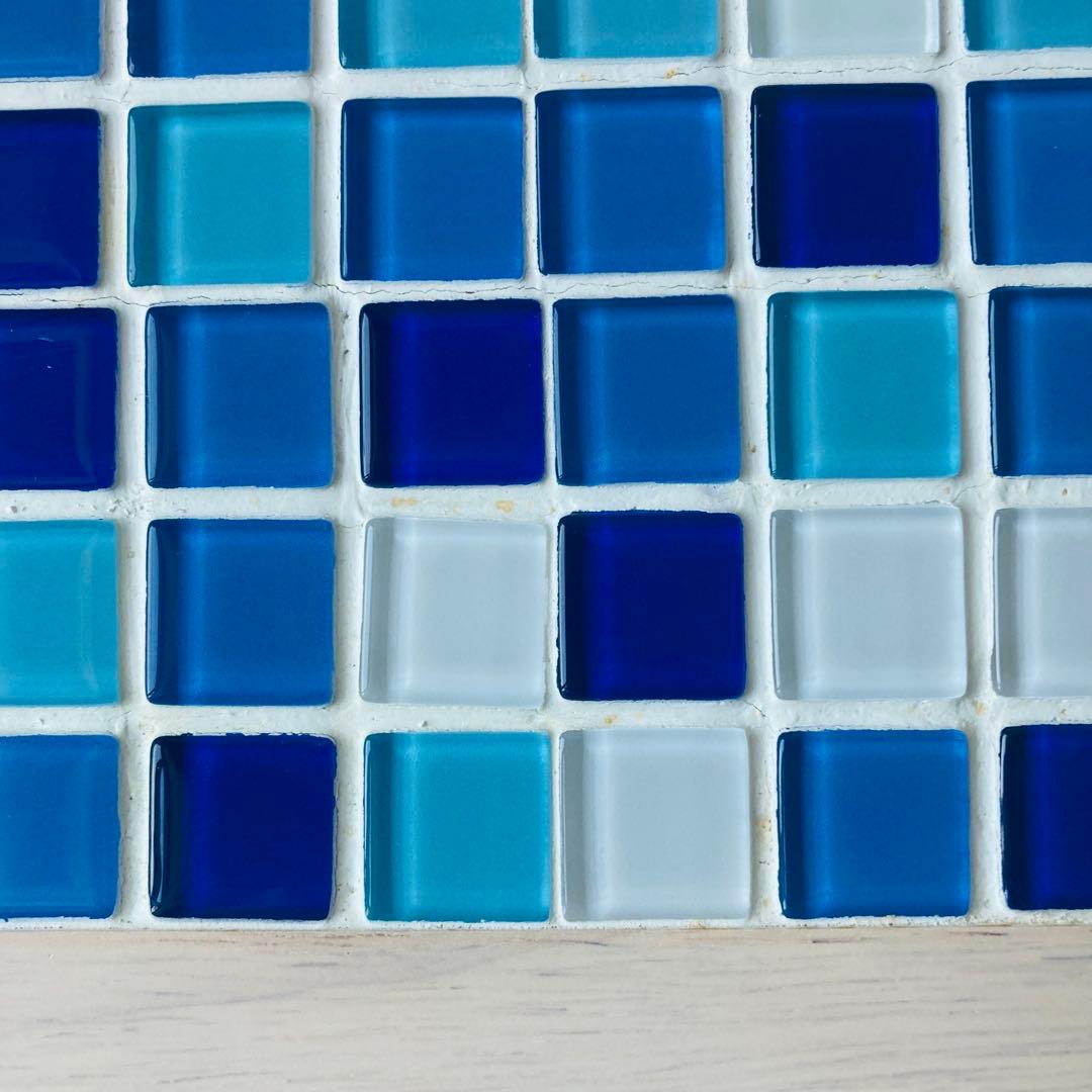 かわいい！おしゃれ！モザイクタイル ローテーブル　ブルー