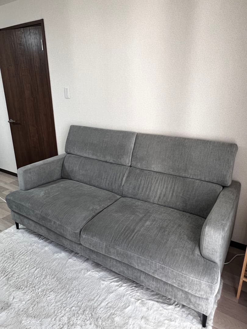 【近藤】ニトリ3人掛けソファ (サザーラ GY)