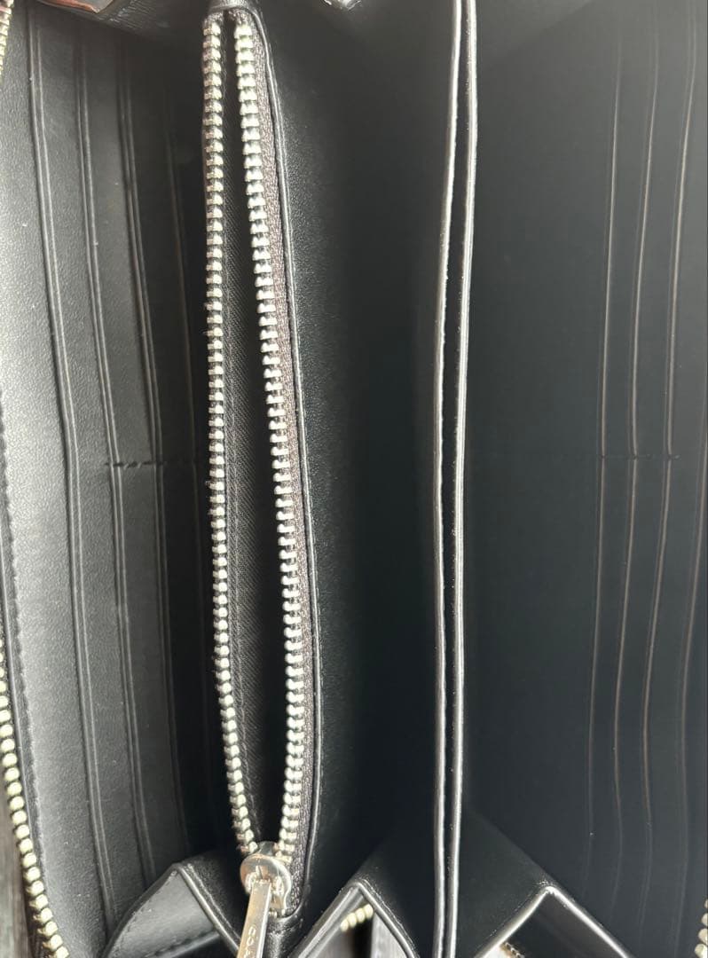 売り切り！最終値引き、今年モデルCOACH エッセンシャル 長財布