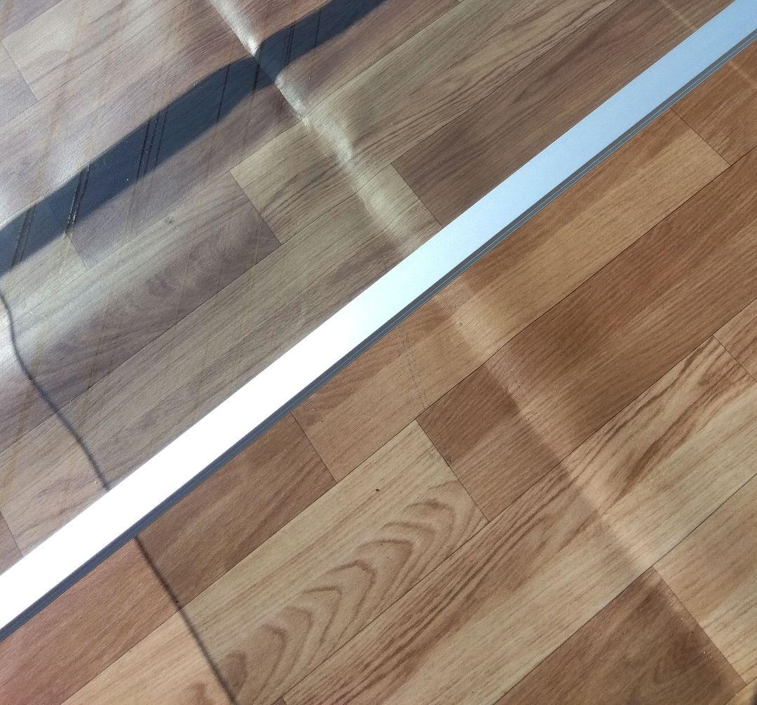 広島市内限定　Cassina ixc. team by wellis テーブル