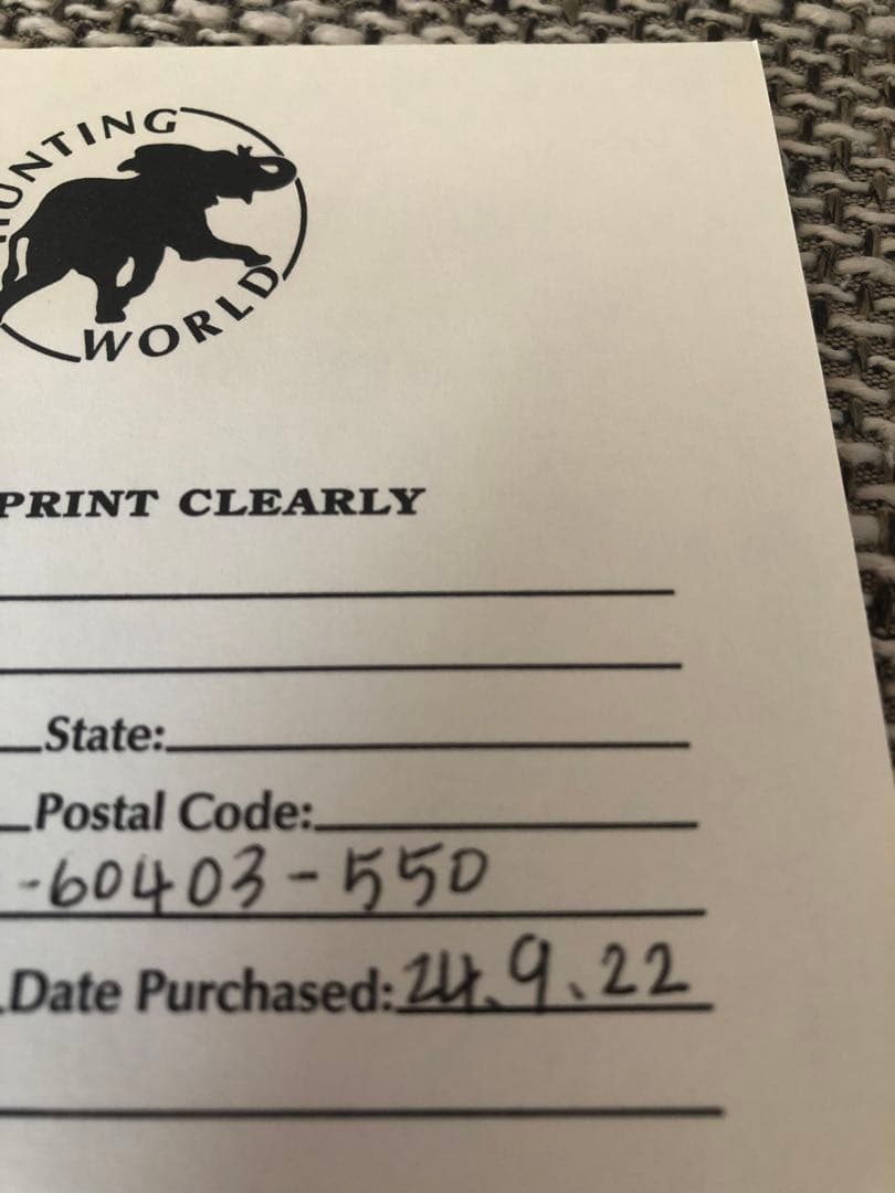 ハンティングワールド　ショルダーバッグ　カーキ