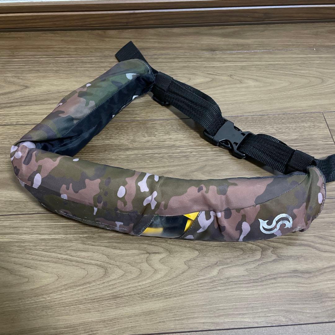 ブルーストーム　bluestrom 自動膨張式ライフジャケット　グリーンカモ