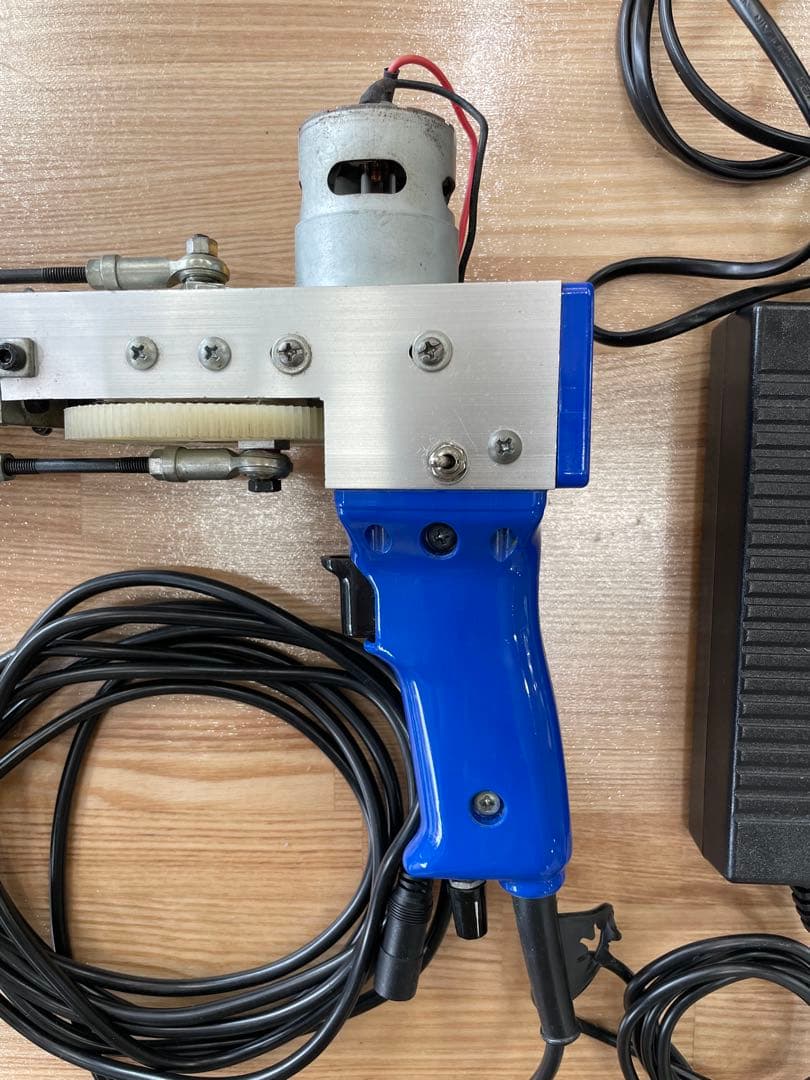 中古 タフティングガン AK-1 カットパイル 青